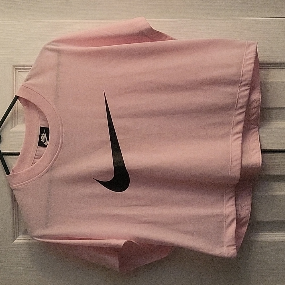 Pink nike crop top